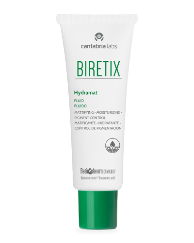 Biretix drėkinamasis fluidas riebiai, į aknę linkusiai odai, suteikiantis matinį efektą 50 ml.